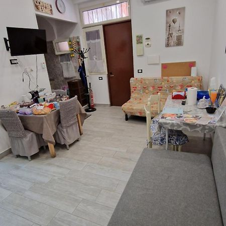 Appartamento Intero Casa Vacanze Espo Naples Extérieur photo